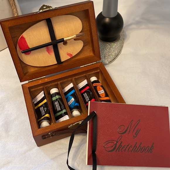 American Girl - Music & Art Accessories - Picture 4 of 4